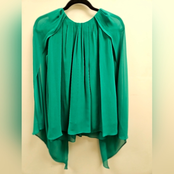 MO&Co. Top Blouse Sleeveless Shawl Layered Tank Kelly Green - Picture 1 of 13